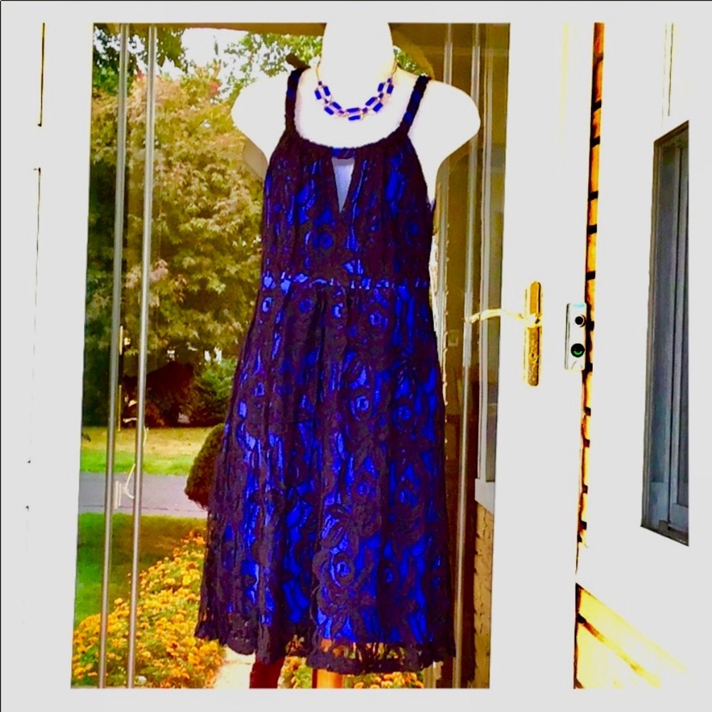 INC - Black lace  lined with blue